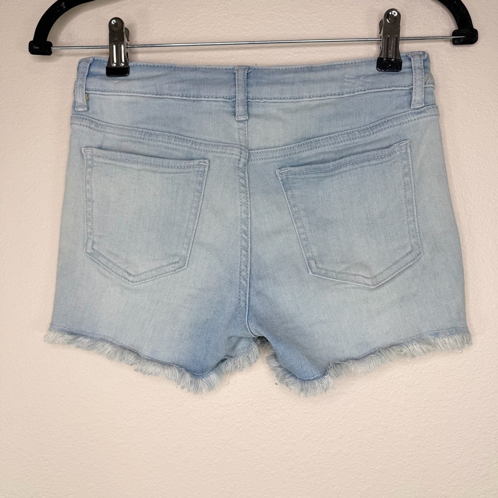 GAP Kids Looney Tunes Tweety Bird Embroidered Denim Cutoff Jean Shorts - Picture 10 of 12